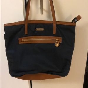 Like new Michael Korrs navy blue shoulder bag